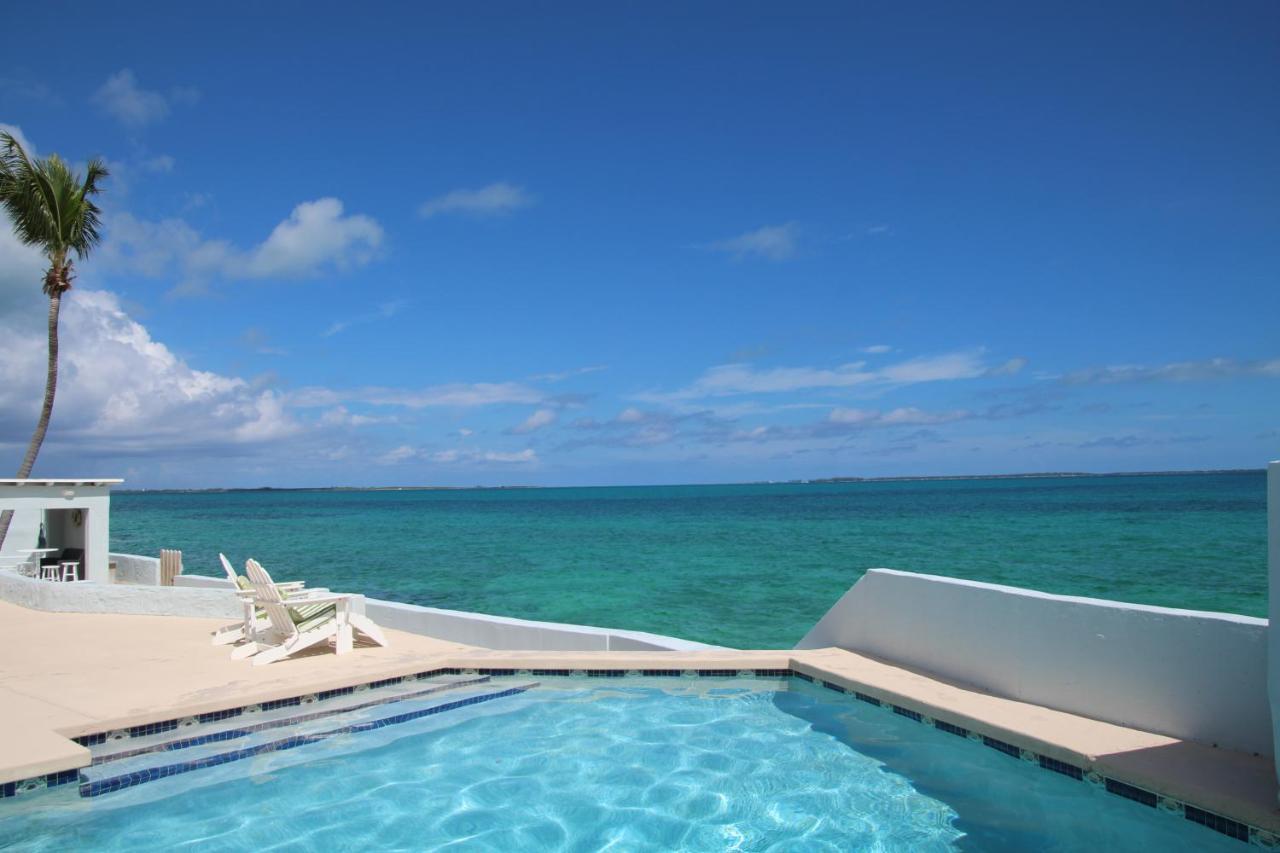 Water'S Edge Villa - Oceanfront With Private Pool Nassau Exterior photo