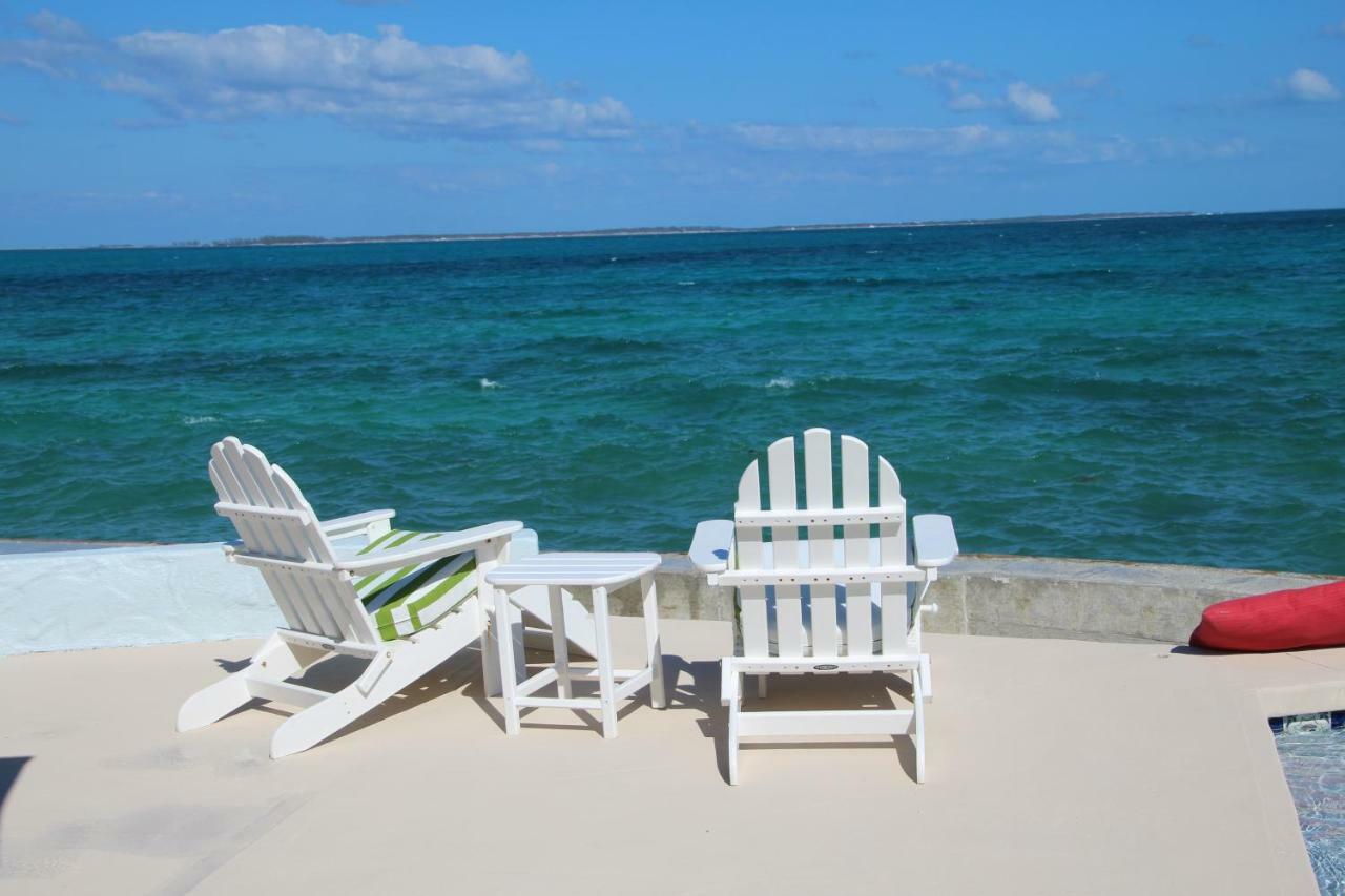 Water'S Edge Villa - Oceanfront With Private Pool Nassau Exterior photo